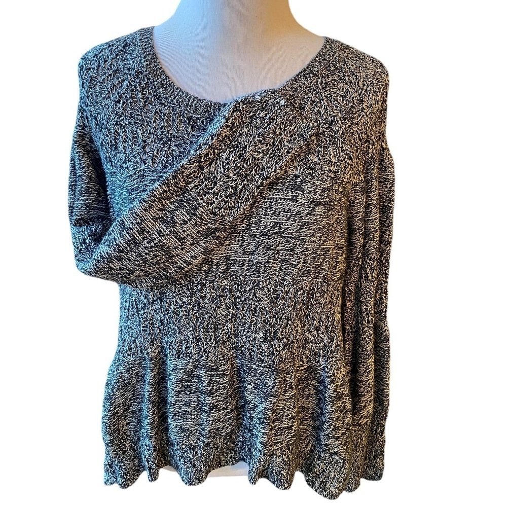DKNY Women’s Pullover Crew Neck Chunky Black /White Knit Sweater Size M